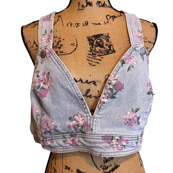 wild fable Tops - Wild Fable Womens Y2k Boho Light Wash Floral Print Denim Cropped Top Blue XL